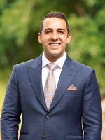 Zishaan Omar - Real Estate Agent