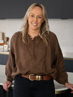 Jacinta Gosper - Real Estate Agent