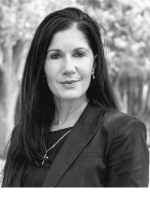 Tressa Lindenberg - Real Estate Agent