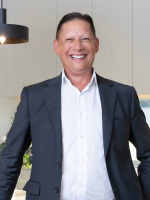 Volkan Akintetik - Real Estate Agent