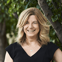 Petra Mells - Real Estate Agent