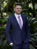 Tim Bosshard - Real Estate Agent
