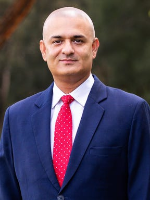 Vivek Kanwar - Real Estate Agent