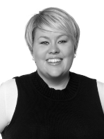 Sarah James - Real Estate Agent