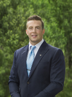 Julian Campagna - Real Estate Agent