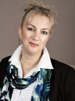 Kym Stinton - Real Estate Agent