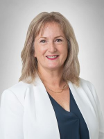 Jennifer Ryder - Real Estate Agent