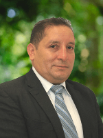 Saul Soto - Real Estate Agent