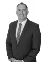 Angus White - Real Estate Agent