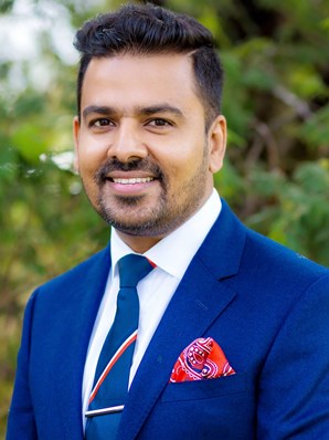 Sam Arora - Real Estate Agent