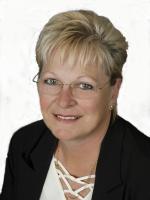 Di Watts - Real Estate Agent