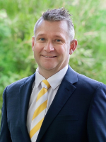 Adam Walker - Real Estate Agent