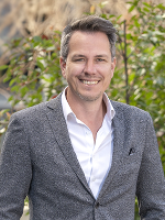 Christopher Dixon - Real Estate Agent