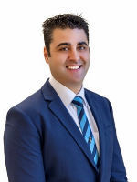 Alexander Parzis - Real Estate Agent