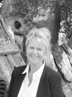 Tracey Wrigglesworth - Real Estate Agent