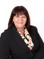 Vicki Brown - Real Estate Agent