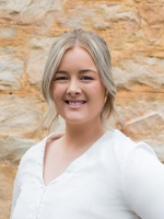 Jess Grashorn - Real Estate Agent