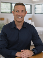 Chris Henry - Real Estate Agent
