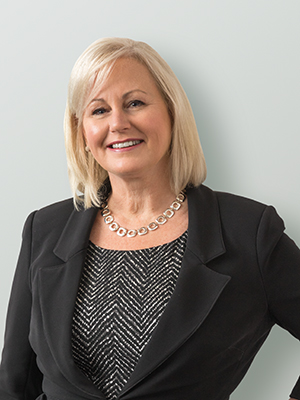 Lesley Bassam - Real Estate Agent