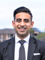 Amar Thakkar - Real Estate Agent