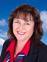 Laura Cooper - Real Estate Agent