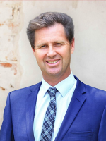 Andrew Knox - Real Estate Agent