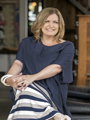 Julie Harris - Real Estate Agent