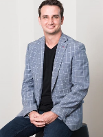 Andrew Kaprilian - Real Estate Agent
