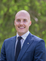 Tynan Carr - Real Estate Agent