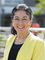 Janet Davis - Real Estate Agent