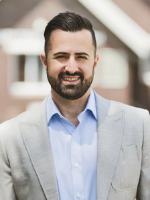 Jim Nikolopoulos - Real Estate Agent