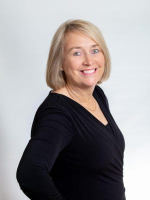 Linda Carey - Real Estate Agent