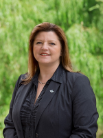 Sharyn de Vries - Real Estate Agent