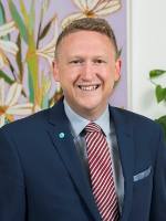 Michael Muncey - Real Estate Agent