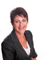 Sandra Berry - Real Estate Agent