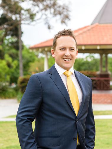 Jonathon Eaves - Real Estate Agent