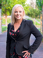 Lisa Etri - Real Estate Agent