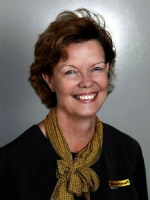 Lorraine Young - Real Estate Agent