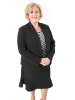 Trish Walls - Real Estate Agent