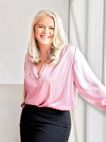 Siobhan Cowell - Real Estate Agent