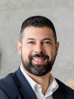 Chris Manolopoulos - Real Estate Agent