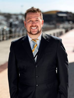 Brett Giles - Real Estate Agent