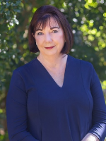 Jan Knight - Real Estate Agent