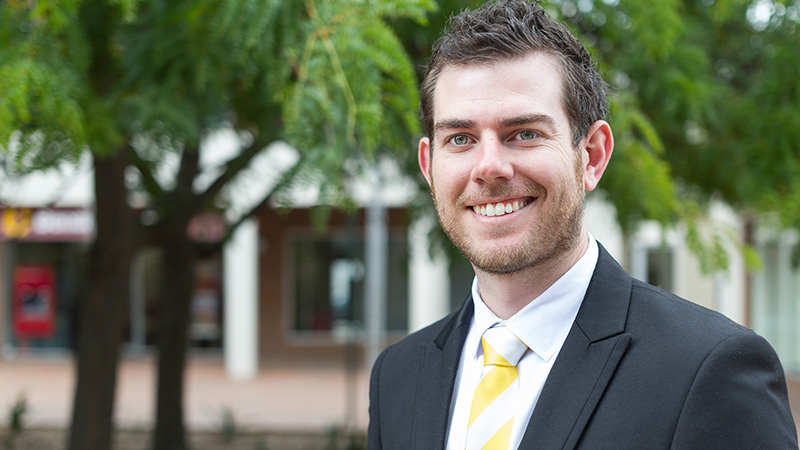 Matthew Ringeri - Real Estate Agent