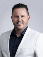 Derek Stone - Real Estate Agent