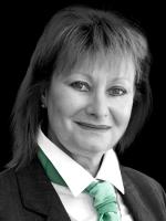 Pamela Abraham - Real Estate Agent