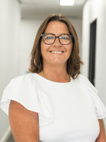 Melissa Dayes - Real Estate Agent