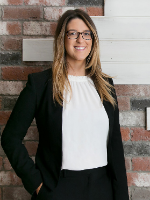 Elizabeth James - Real Estate Agent