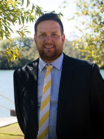Warren Hitzke - Real Estate Agent