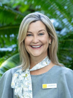 Julie Mahoney - Real Estate Agent